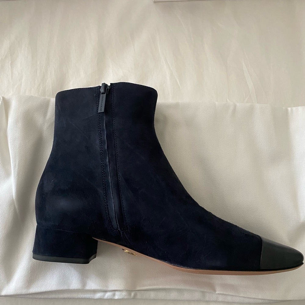 New in box Veronica Beard Cecile Suede Cap-Toe Bootie, size 8